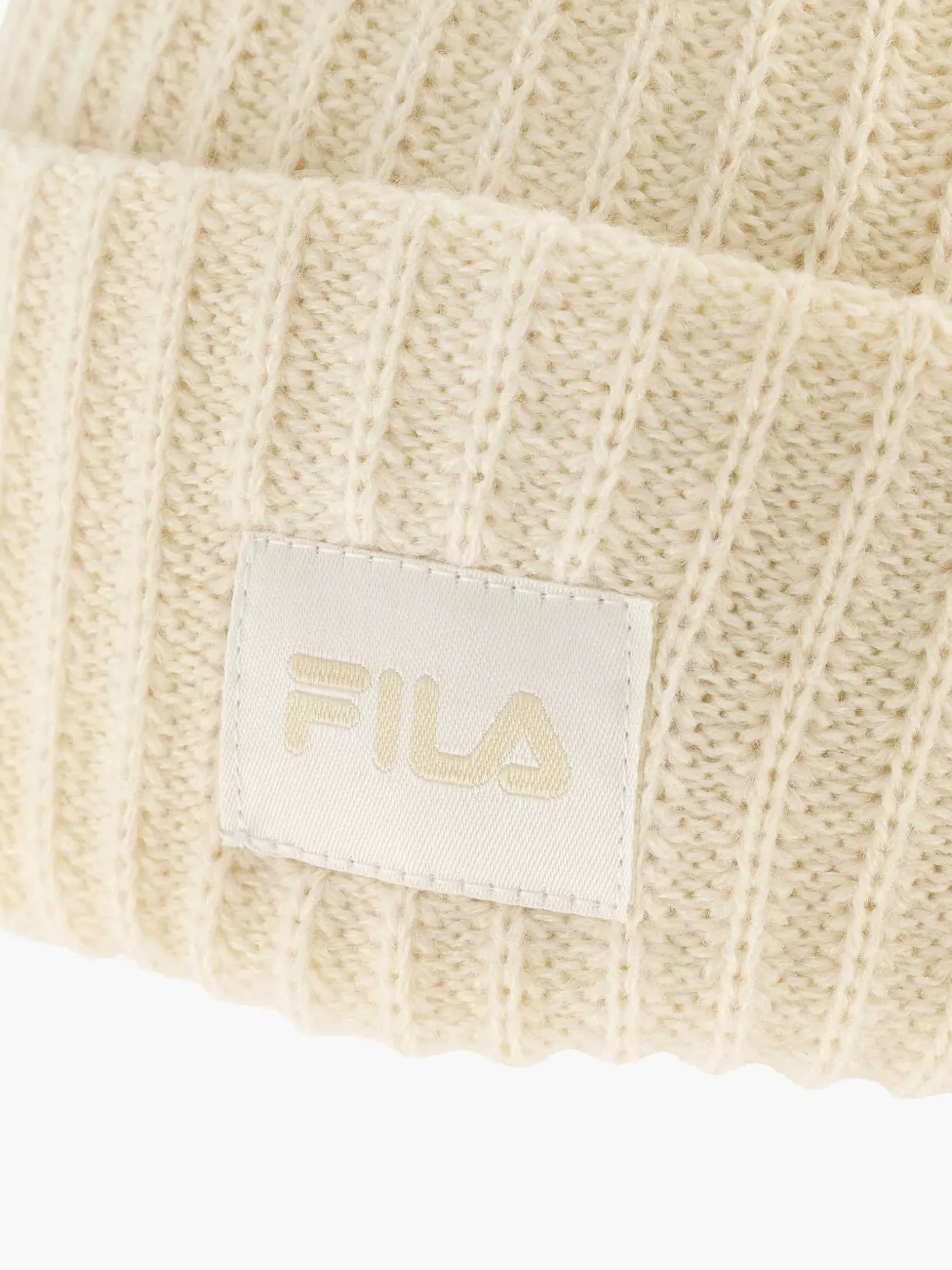 Beige Muts