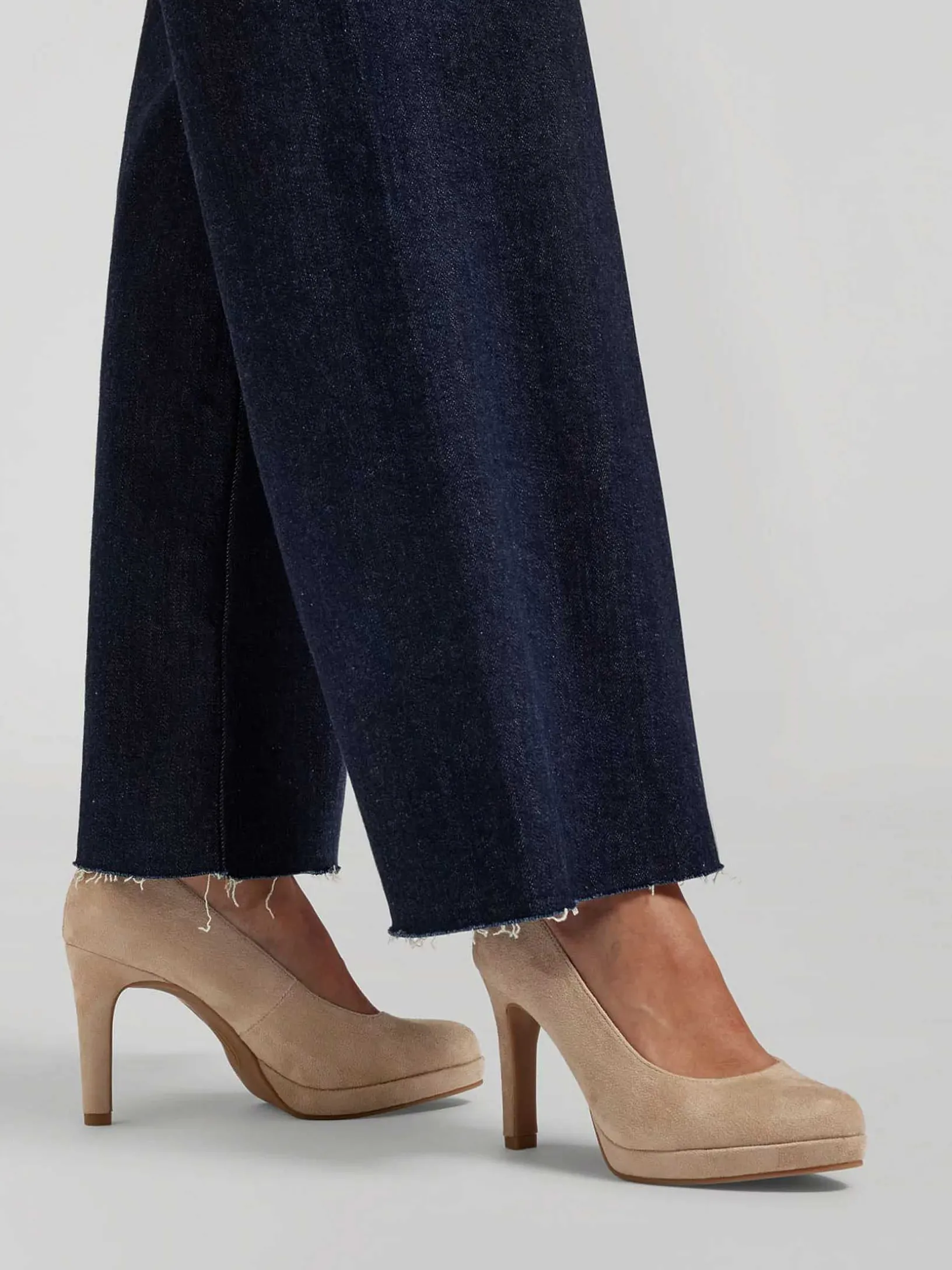 Beige Pump