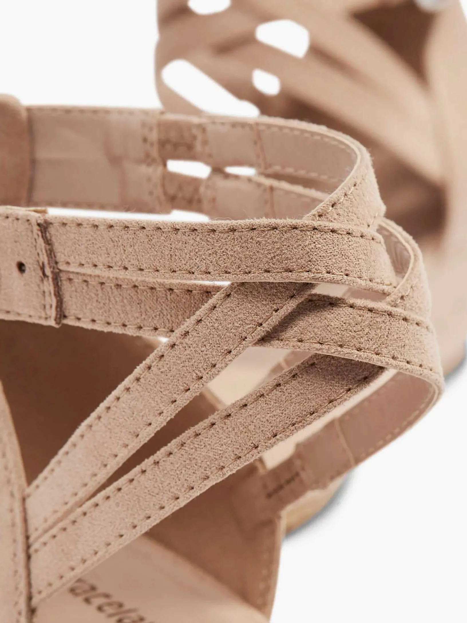 Beige Pump Gesp