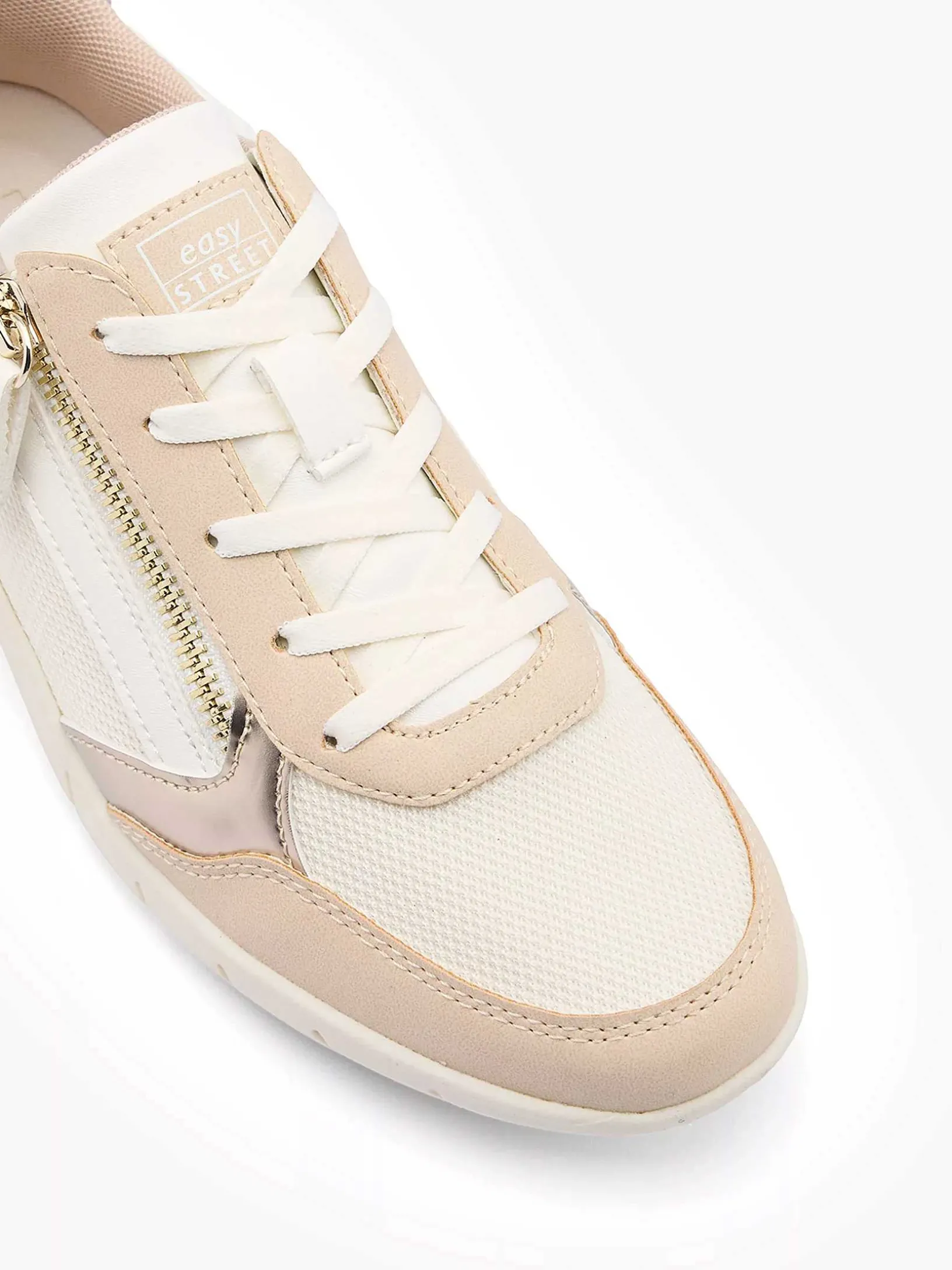 Beige Sneaker