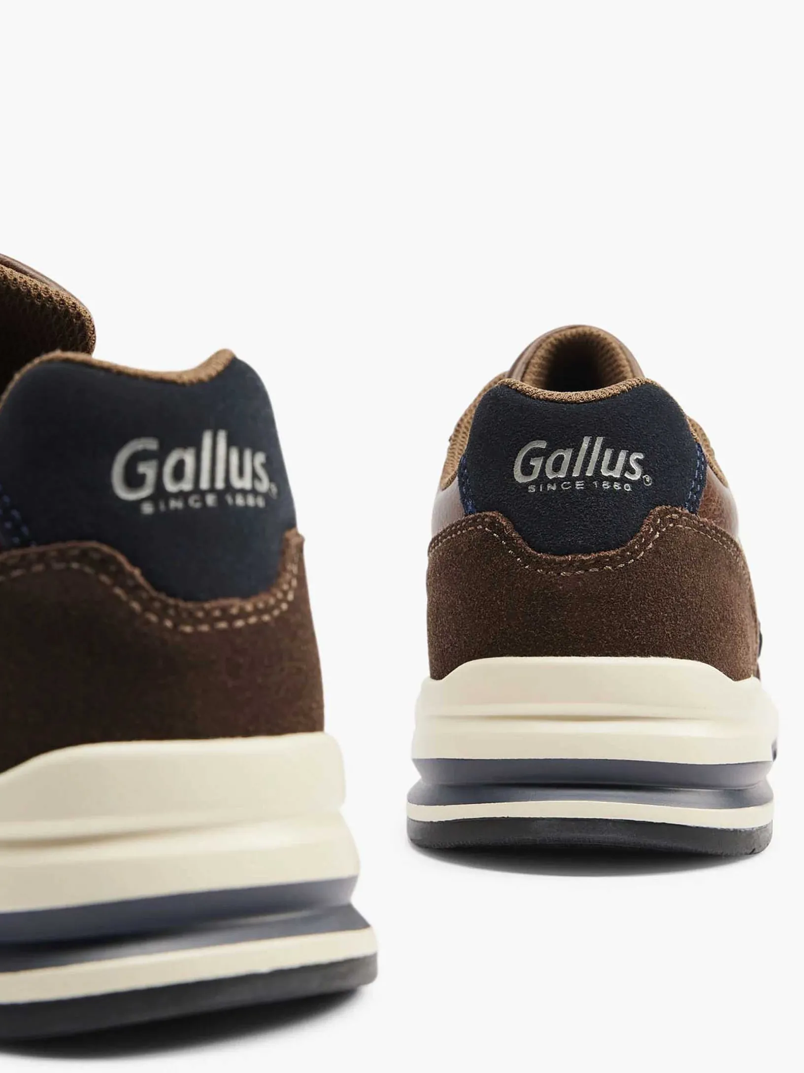 Bruine Suede Sneaker