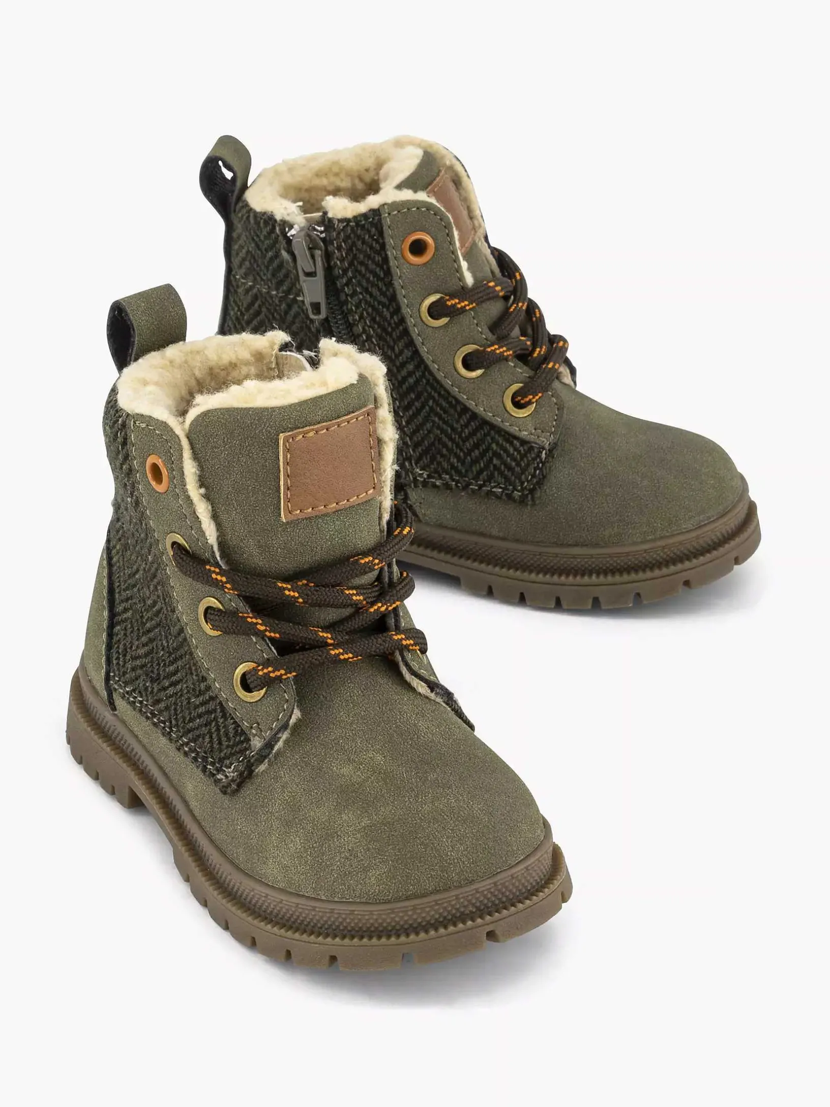 Donkergroene Veterboot