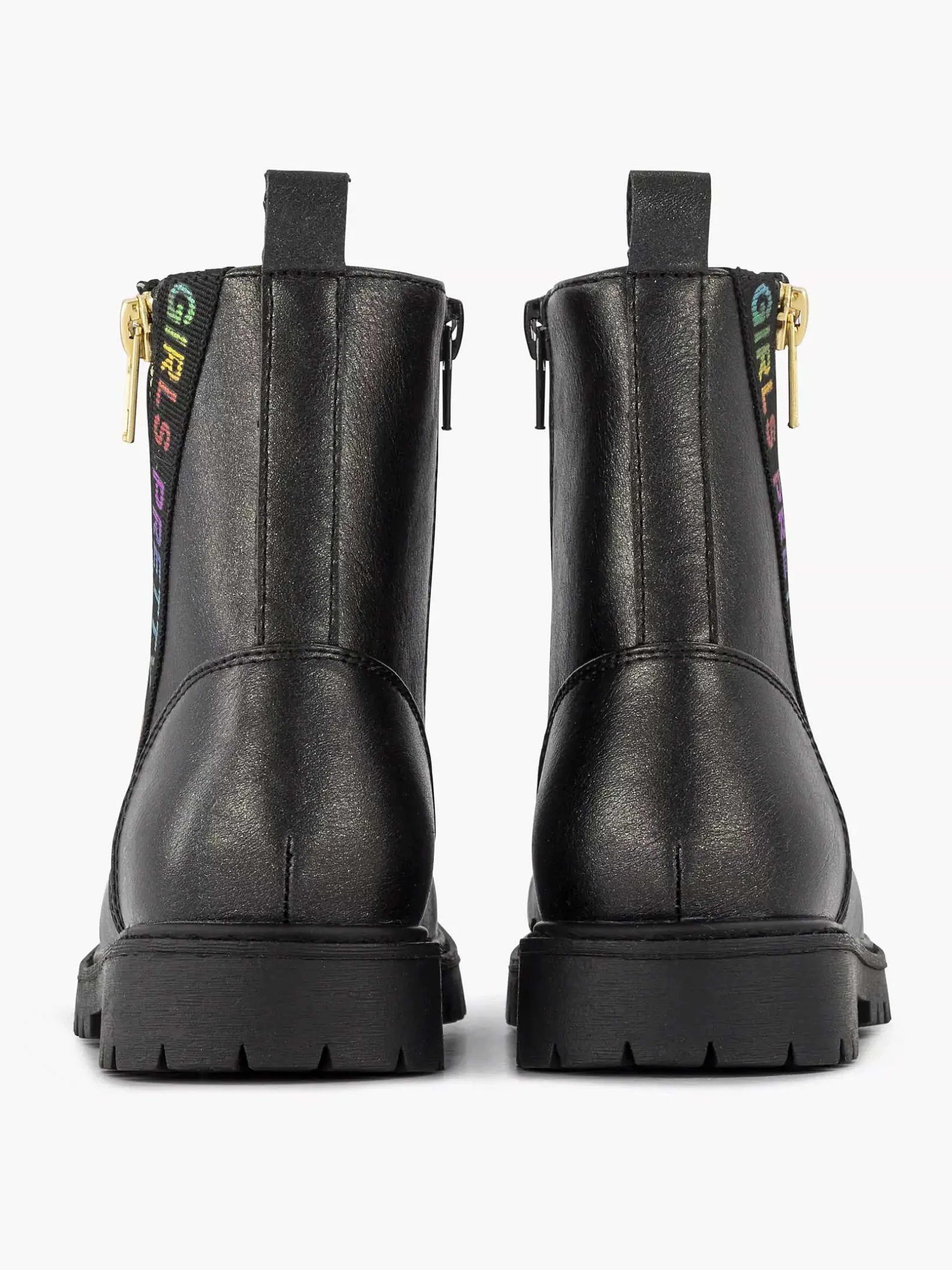 Zwarte Veterboot